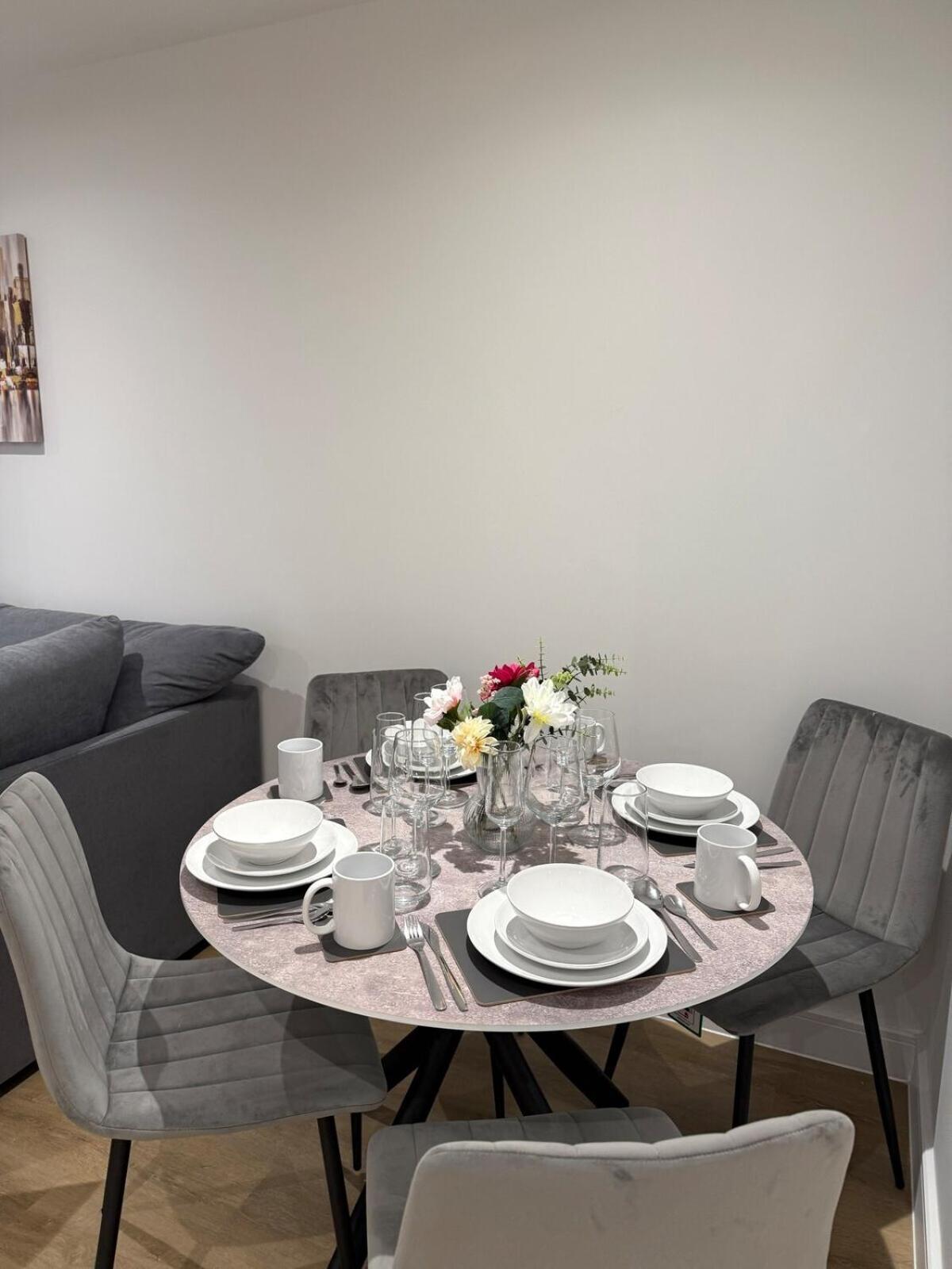Sale Road Serviced Apartments Near Airport & Trafford Centre Wythenshawe Quarto foto